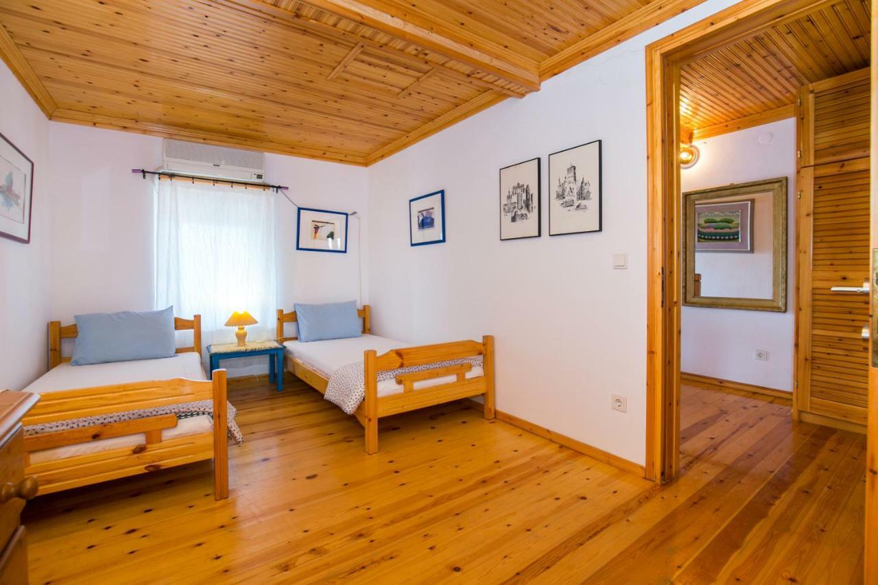 Spiti Ena Villa Theologos  ภายนอก รูปภาพ